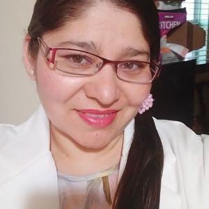 Meet your Posher, Flora